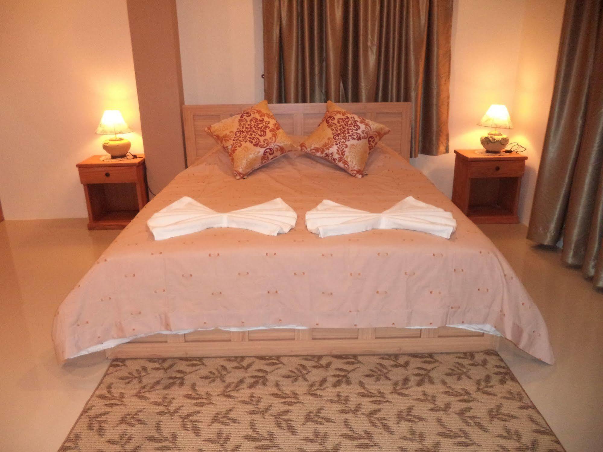 Avalon Residence Savannakhet Exterior photo